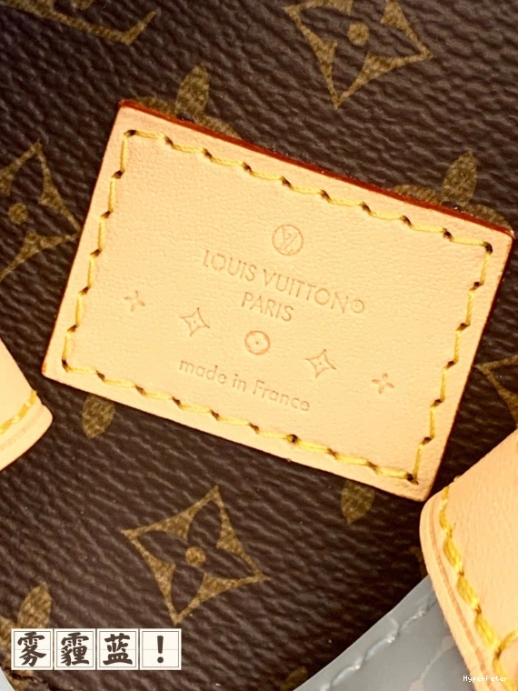 LOUIS PM Reade VUITTON 0815